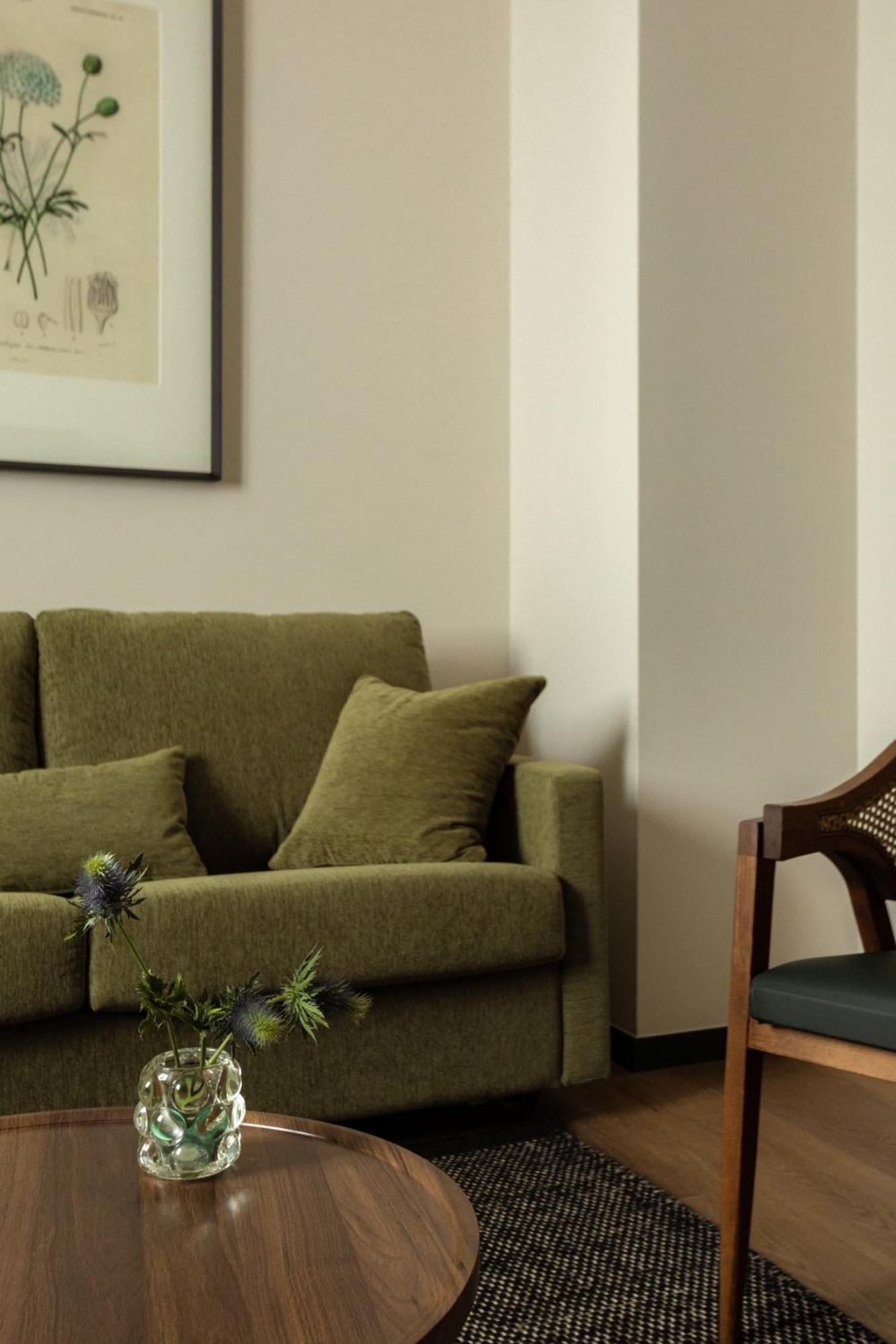 Batimont Suites & Apartments Билбао Екстериор снимка