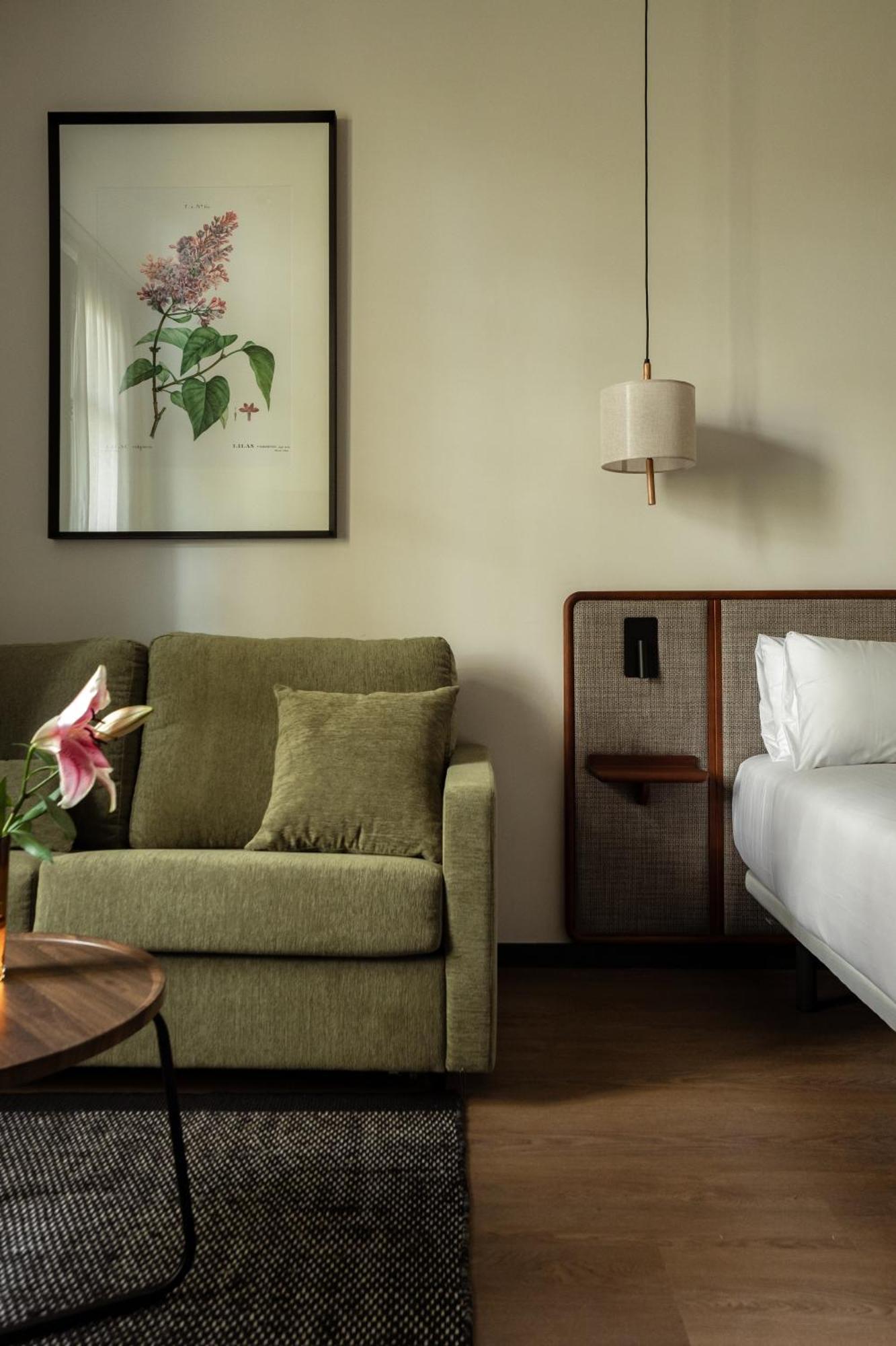 Batimont Suites & Apartments Билбао Екстериор снимка